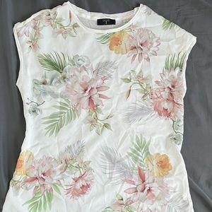 tahari floral satin(esque) shirt